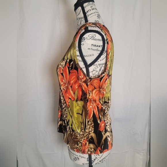 Plisse Colorful Floral Crinkle Pleated Tank Top. Size Large - Picture 3 of 4